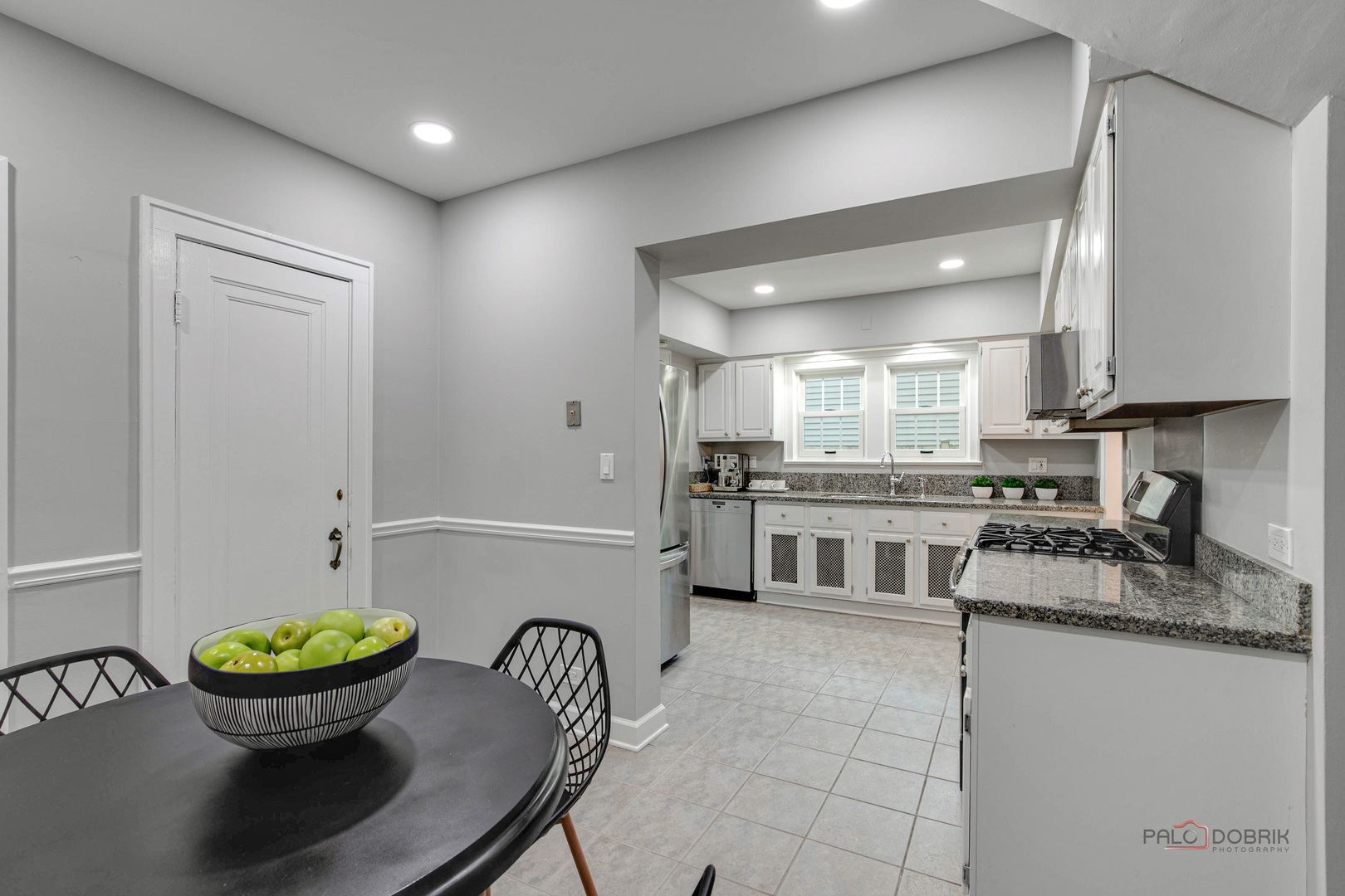 685 Northmoor Road Lake Forest, IL 60045 - Photo 9 of 32 Gallery Image 9