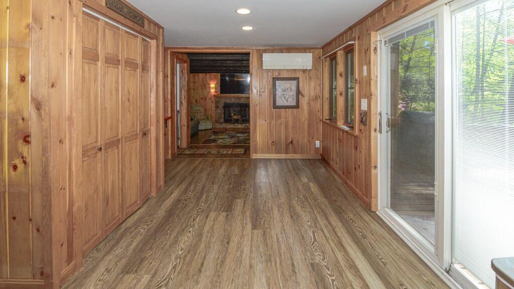 45 Crooked Way Naples, ME 04055 - Photo 4 of 58 45 crooked way-52_1024_576