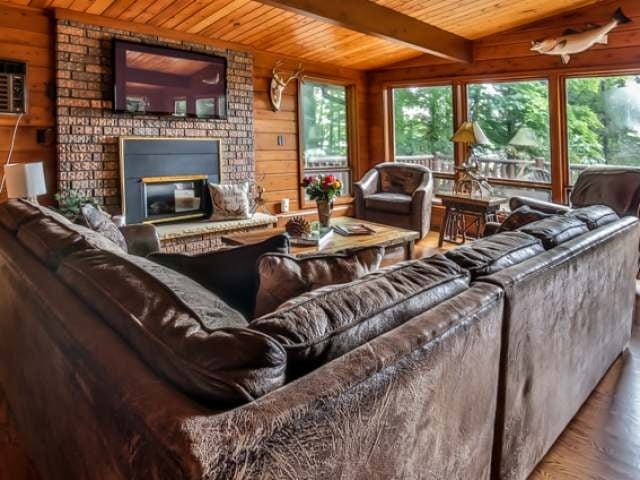 2222 Military Road Eagle River, WI 54521 - Photo 5 of 18 Gallery Image 5