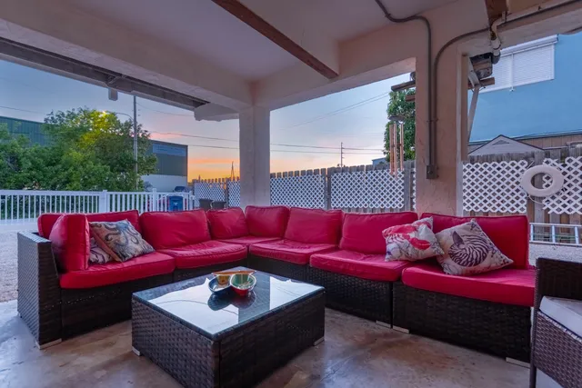 $1,750,000 | 440 48th Street, Marathon, FL 33050