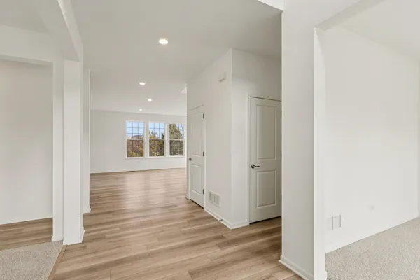 $550,000 | 3100 Holden Street, Elgin, IL 60124