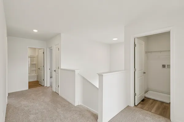 $550,000 | 3100 Holden Street, Elgin, IL 60124