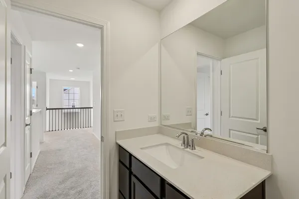 $550,000 | 3100 Holden Street, Elgin, IL 60124