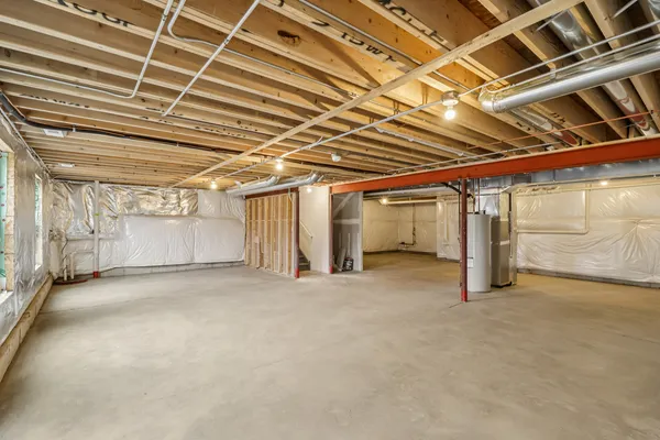 $550,000 | 3100 Holden Street, Elgin, IL 60124