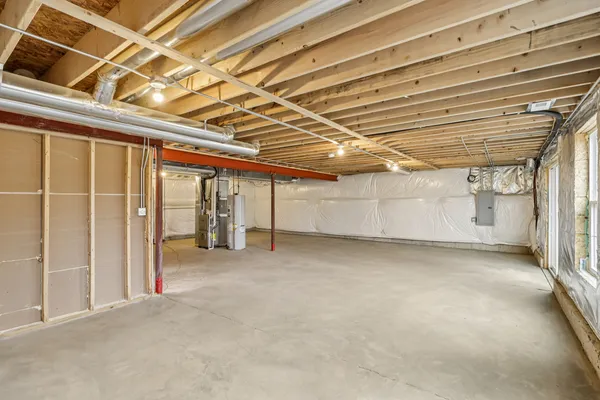 $550,000 | 3100 Holden Street, Elgin, IL 60124