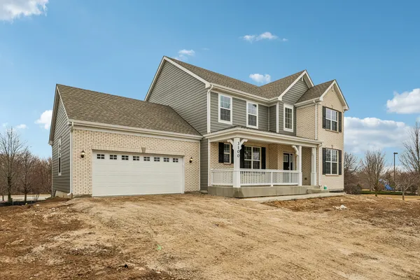 $550,000 | 3100 Holden Street, Elgin, IL 60124