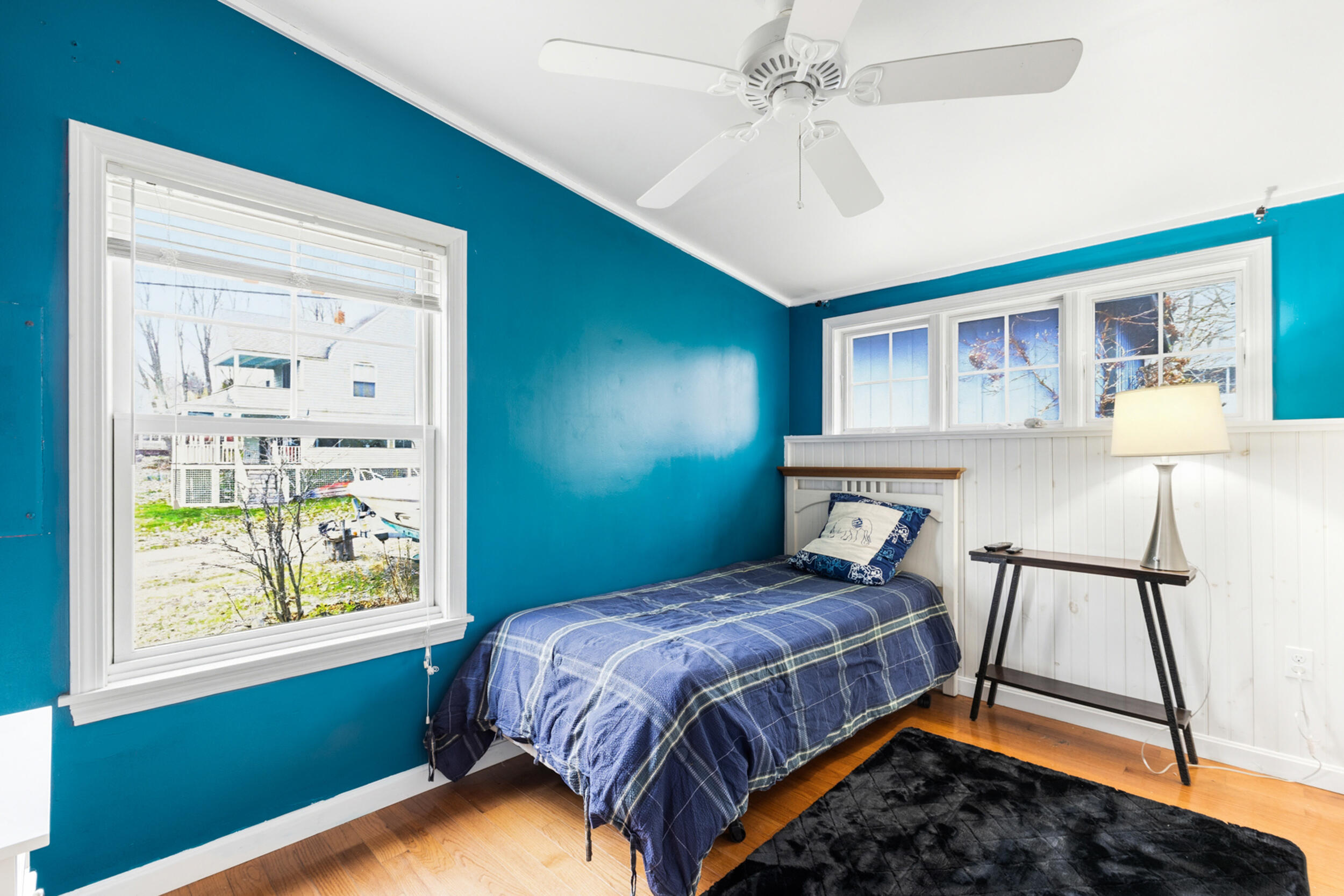 132 Sunset Avenue Portland, ME 04109 - Photo 17 of 32 bedroom pic1