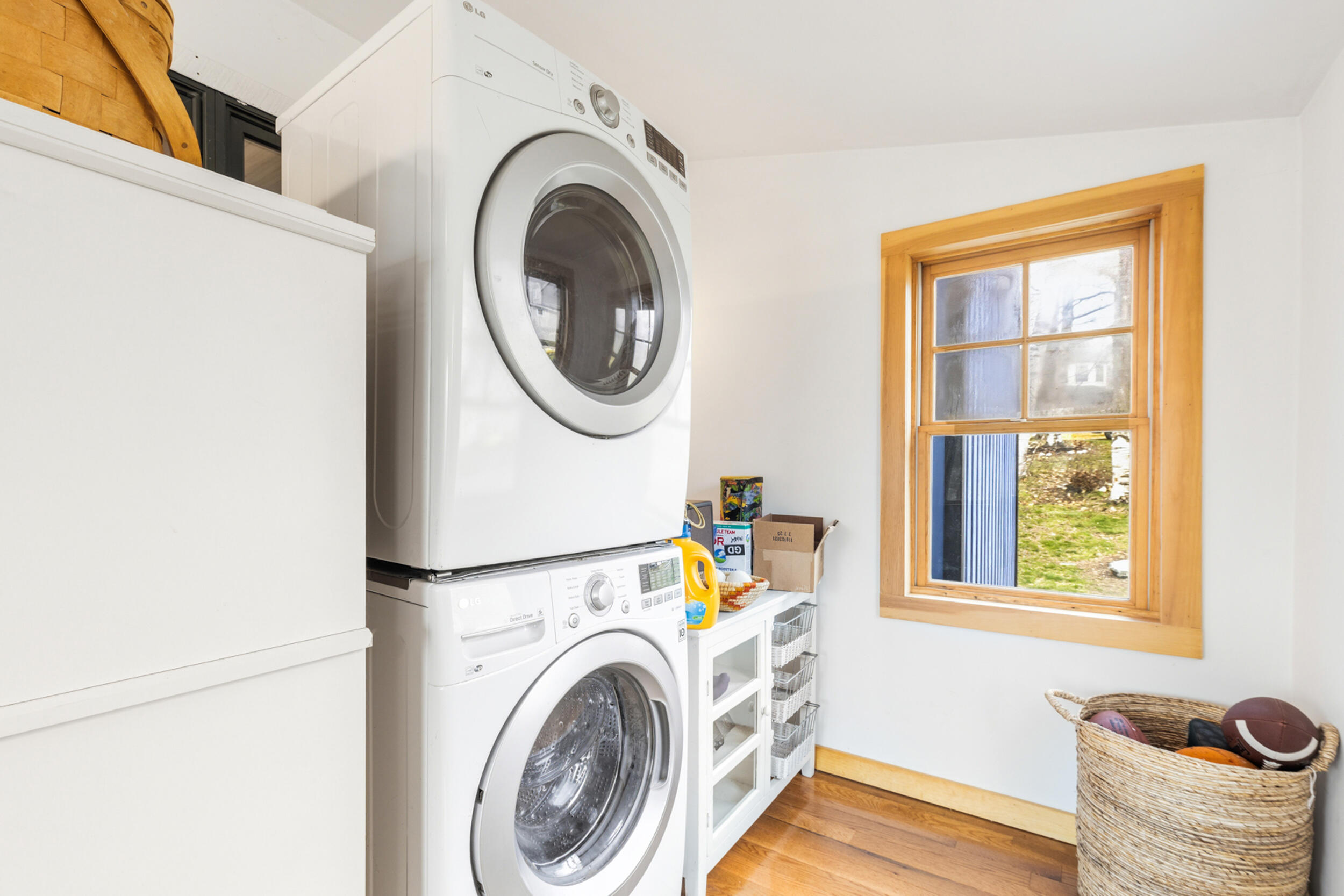 132 Sunset Avenue Portland, ME 04109 - Photo 24 of 32 washerand dryer area