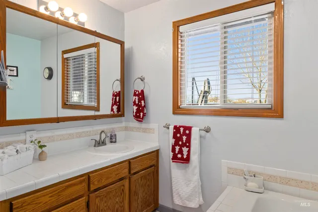 $549,900 | 405 Fruitland, Buhl, ID 83316