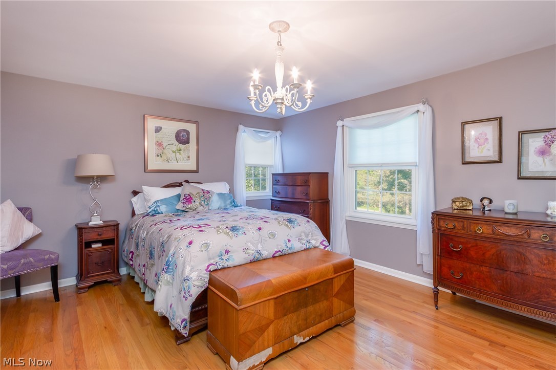 968 Rolling Meadows Road Akron, OH 44333 - Photo 16 of 35 Beautiful Hardwood Floors throughout