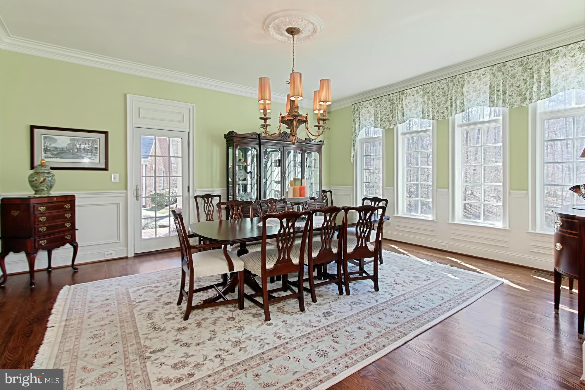12796 Yates Ford Road Clifton, VA 20124 - Photo 5 of 30 Dining Room