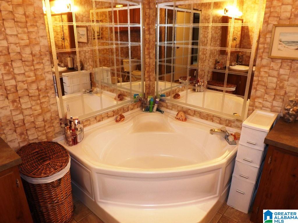 184 Cedar Springs Road West Blocton, AL 35184 - Photo 9 of 20