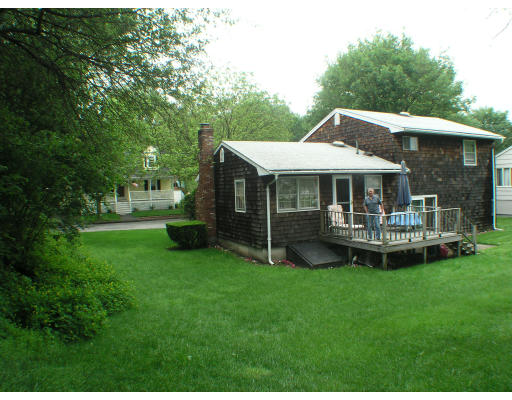 23 Francis Road Salem, MA 01970 - Photo 11 of 12 Gallery Image 11