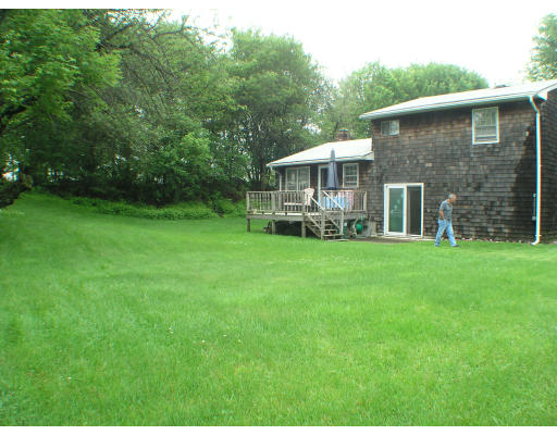 23 Francis Road Salem, MA 01970 - Photo 12 of 12 Gallery Image 12
