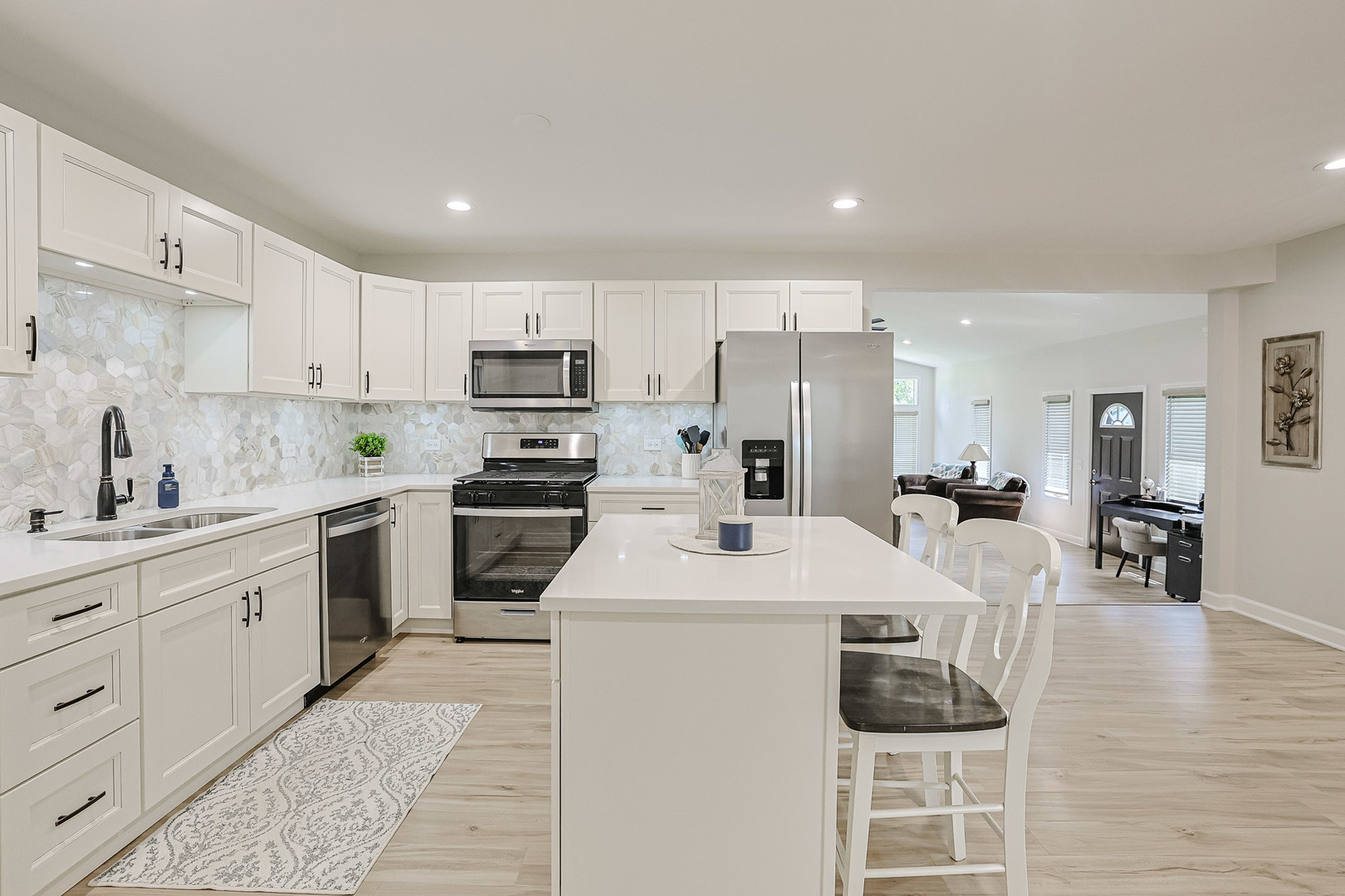 824 Ogden Road New Lenox, IL 60451 - Photo 5 of 30 Gallery Image 5