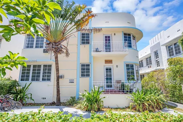 $1,580 | 1124 Pennsylvania Avenue, Unit 4, Miami Beach, FL 33139