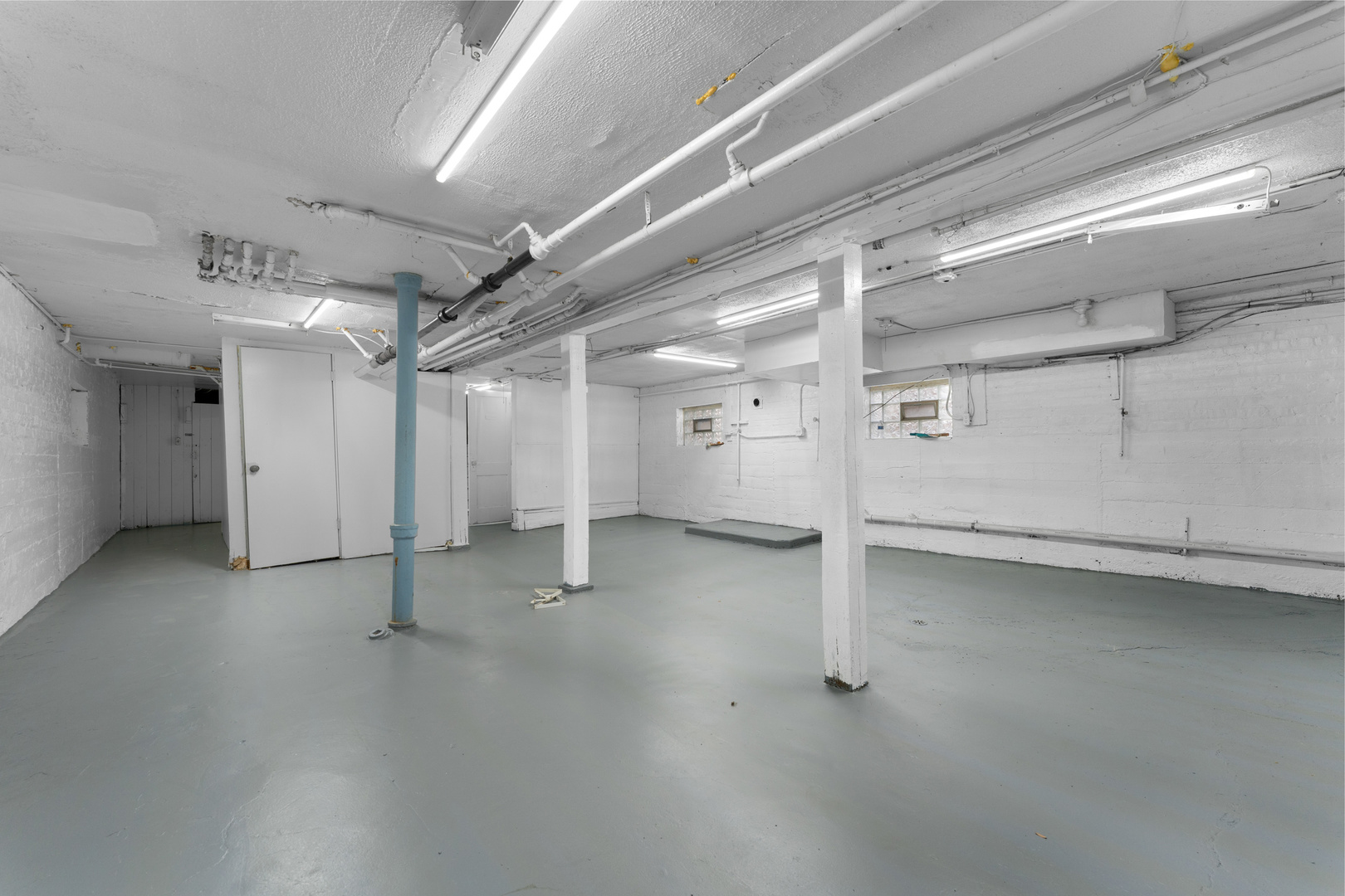 1657 North Austin Avenue Chicago, IL 60639 - Photo 30 of 36 a view of a room with gym equipment