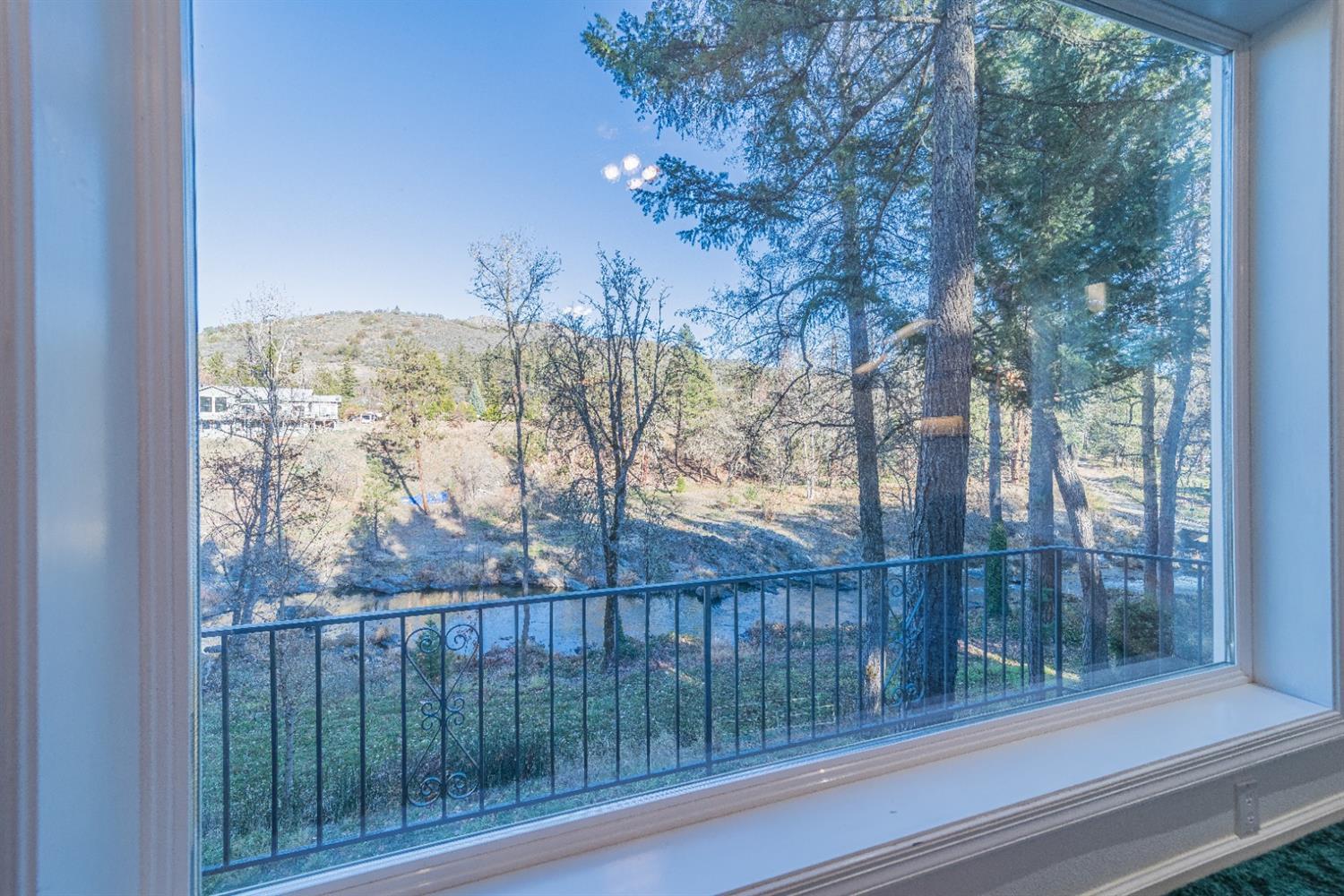 2500 Upper Applegate Road Jacksonville, OR 97530 - Photo 11 of 34 Additional Photo
