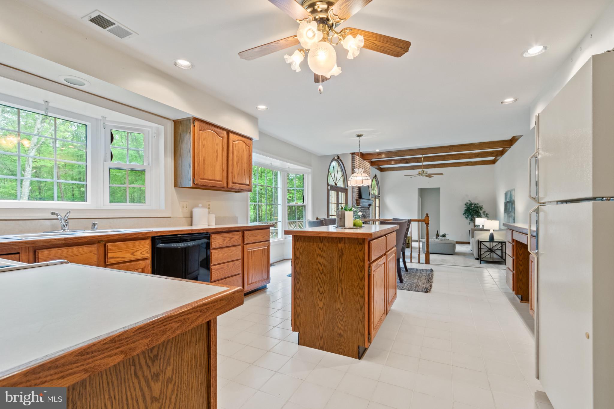 11809 Henderson Road Clifton, VA 20124 - Photo 15 of 59 Gallery Image 15