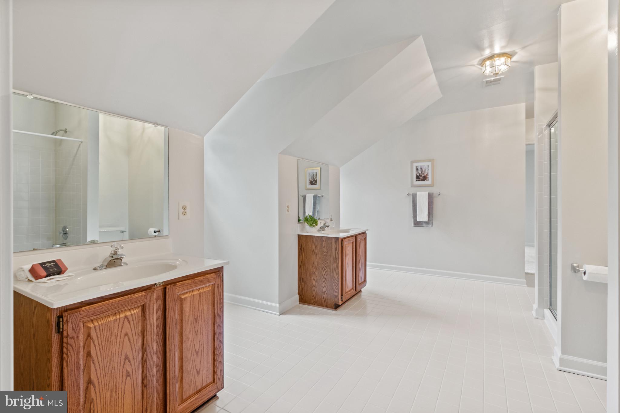 11809 Henderson Road Clifton, VA 20124 - Photo 29 of 59 Gallery Image 29