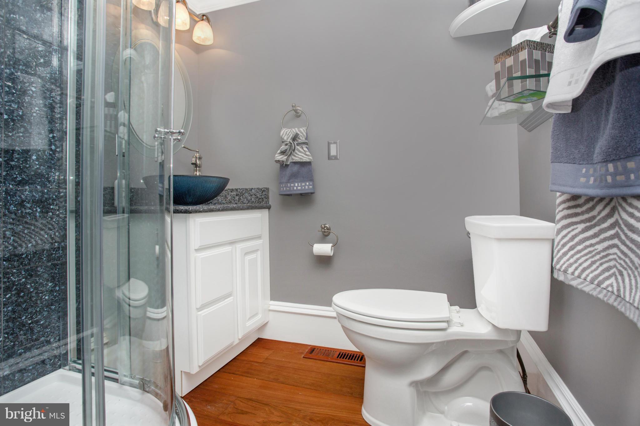 15030 Oak Orchard Road New Windsor, MD 21776 - Photo 15 of 30 Full Bath on Main Level