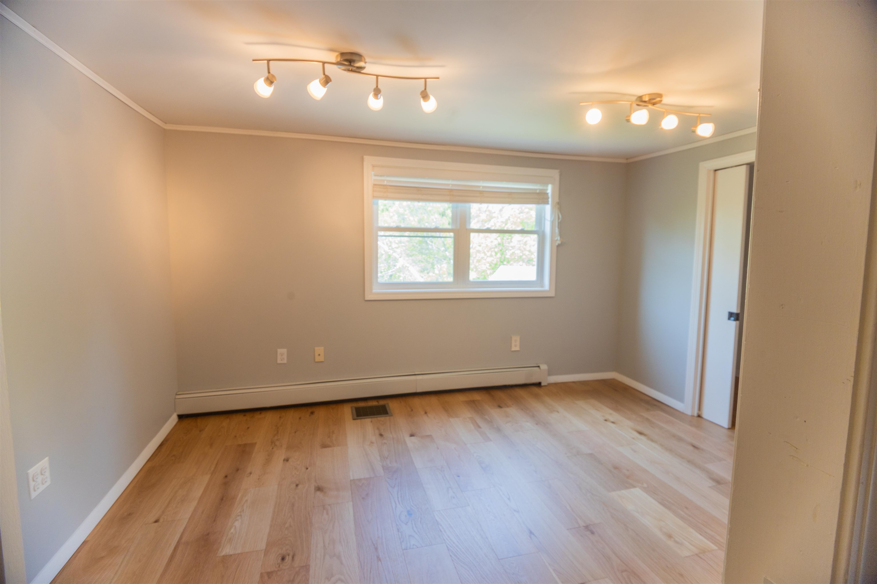 20 Shore Road Somersworth, NH 03878 - Photo 23 of 53