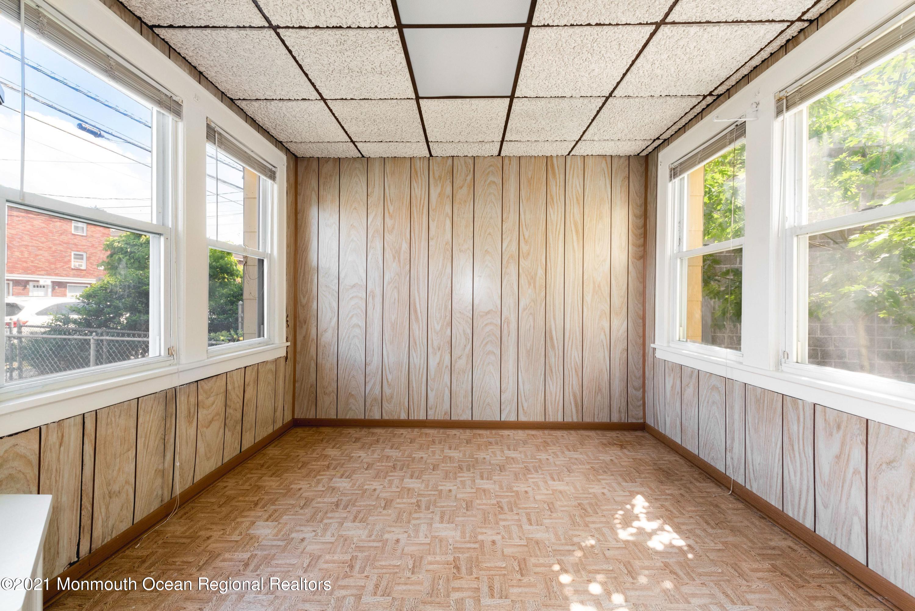 449 Ridge Road Lyndhurst, NJ 07071 - Photo 16 of 38 2nd Bedroom Downstairs