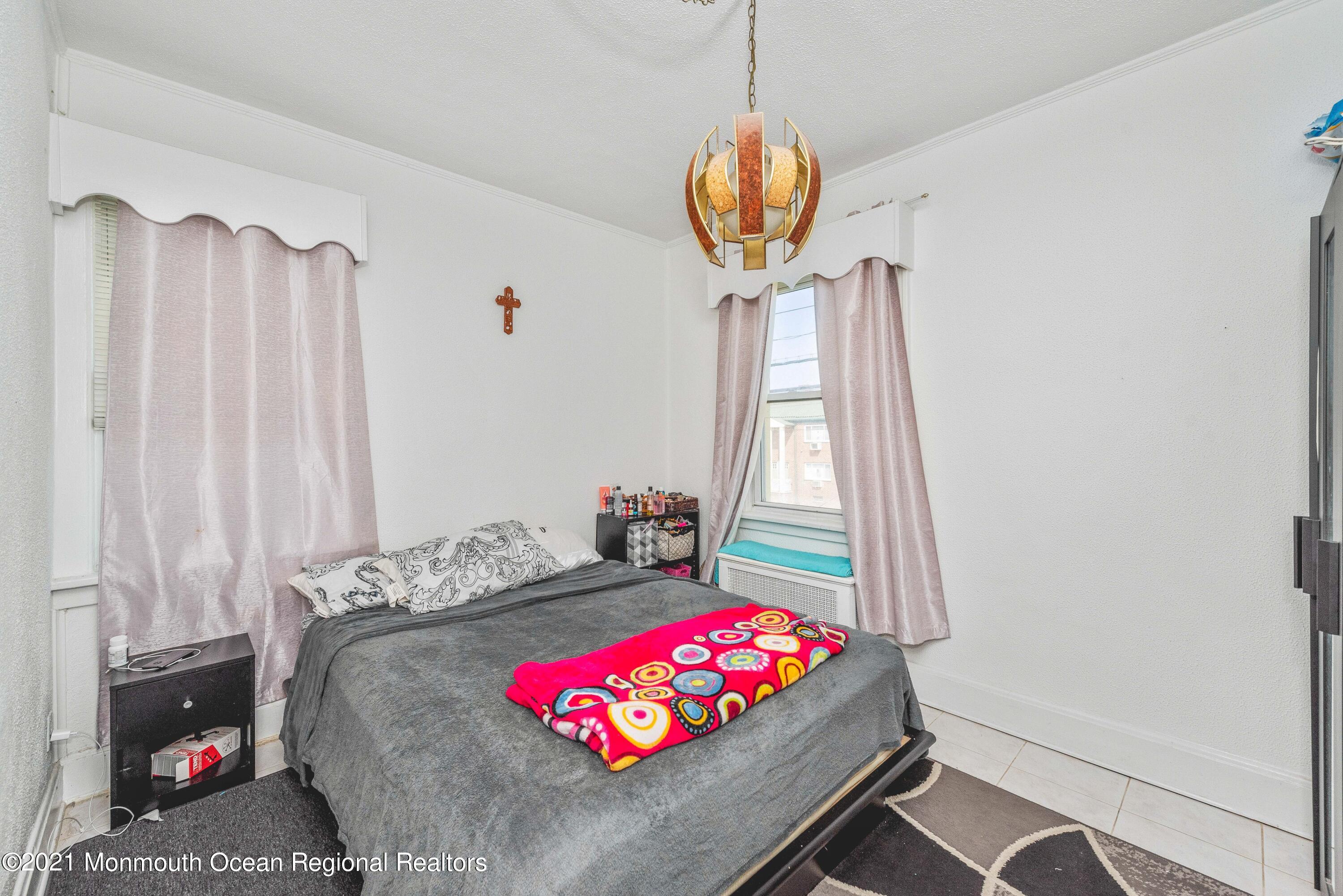 449 Ridge Road Lyndhurst, NJ 07071 - Photo 20 of 38 Upstairs Main Bedroom