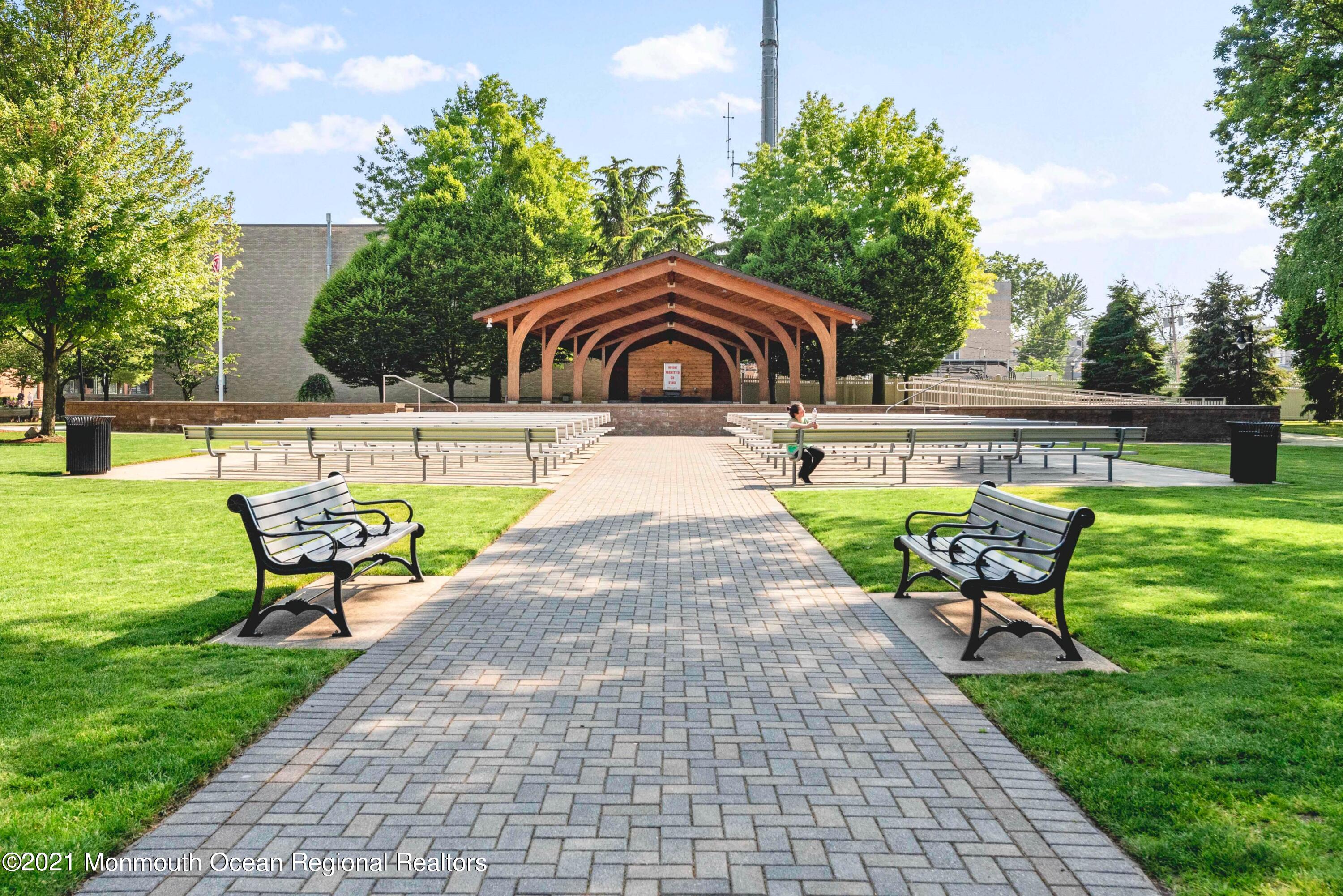 449 Ridge Road Lyndhurst, NJ 07071 - Photo 33 of 38 Outdoor Concert Park