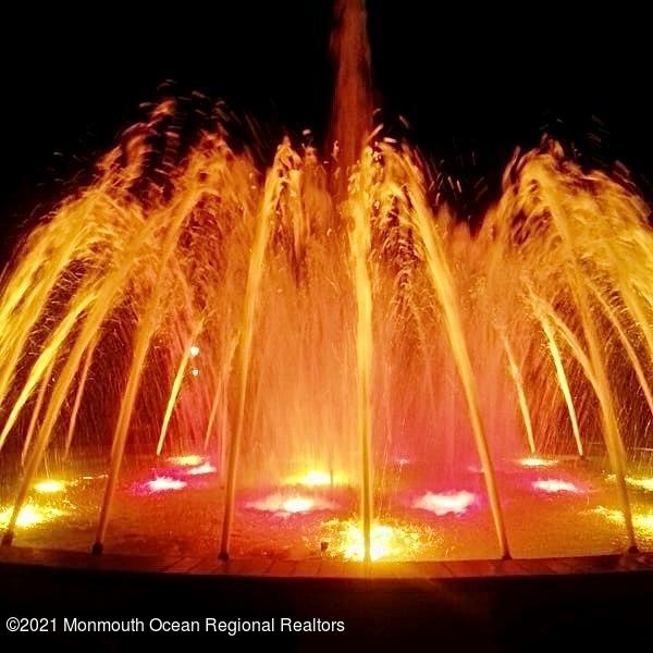 449 Ridge Road Lyndhurst, NJ 07071 - Photo 35 of 38 Spray Park Fountain