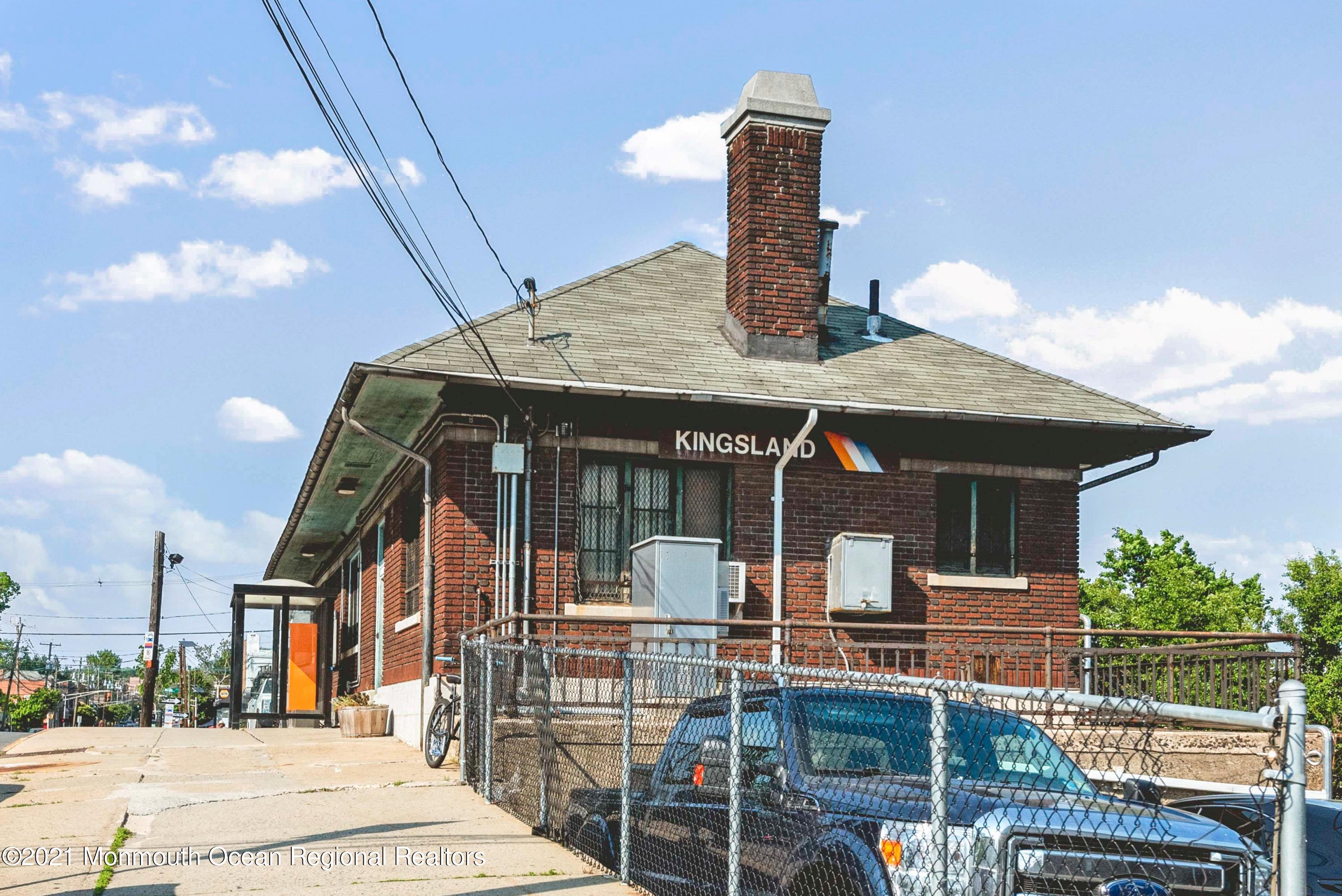 449 Ridge Road Lyndhurst, NJ 07071 - Photo 37 of 38 Train Station down the street