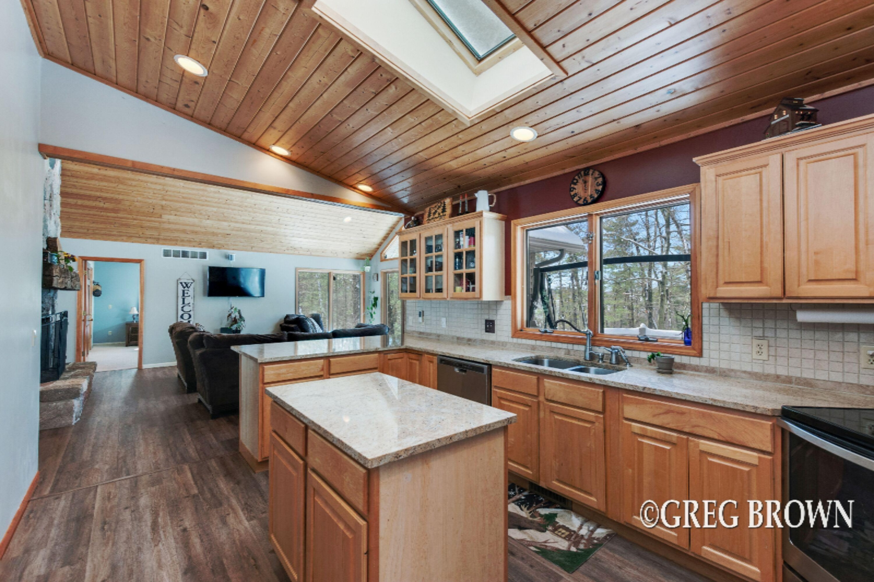 14350 Keiber Road Greenville, MI 48838 - Photo 16 of 27 PfHugJ7U
