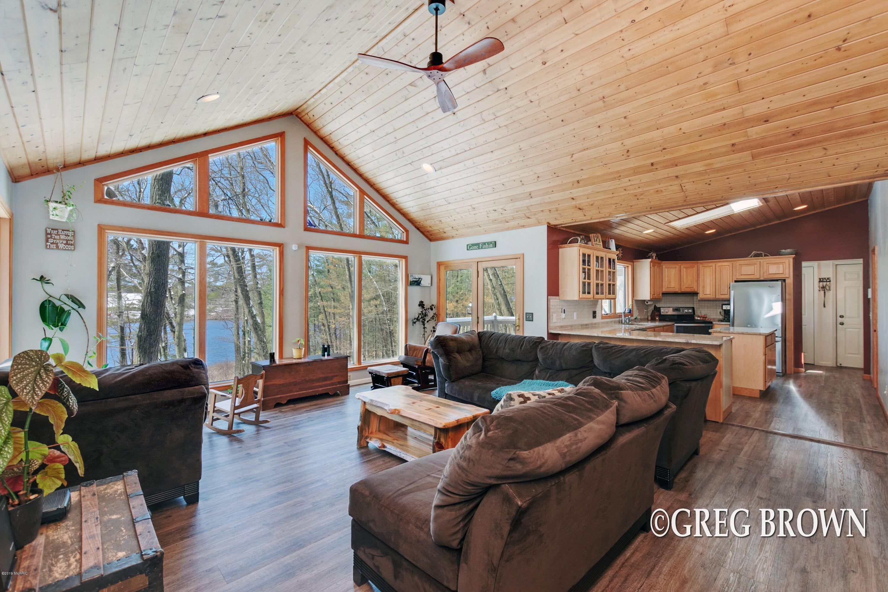 14350 Keiber Road Greenville, MI 48838 - Photo 10 of 27 pbAAUXRd