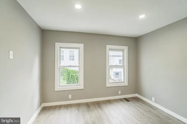 $369,900 | 633 Moore Street, Philadelphia, PA 19148