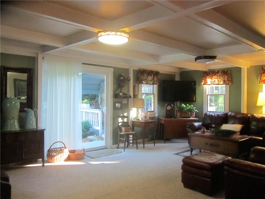 104 Esposito Road Mercer, PA 16137 - Photo 4 of 25