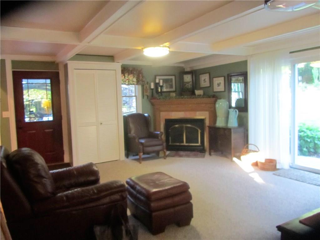 104 Esposito Road Mercer, PA 16137 - Photo 5 of 25