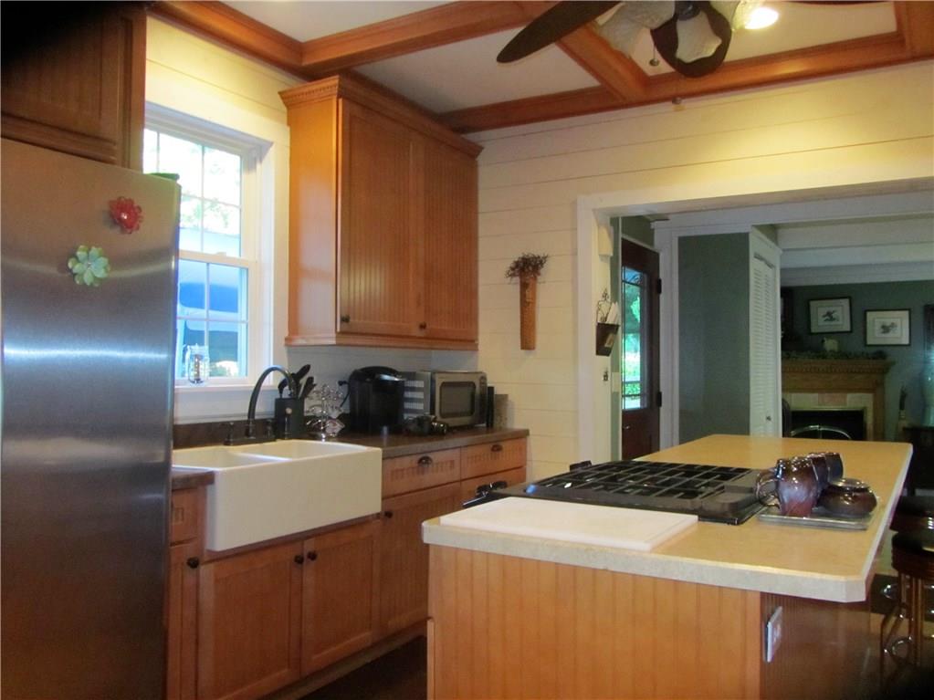 104 Esposito Road Mercer, PA 16137 - Photo 9 of 25