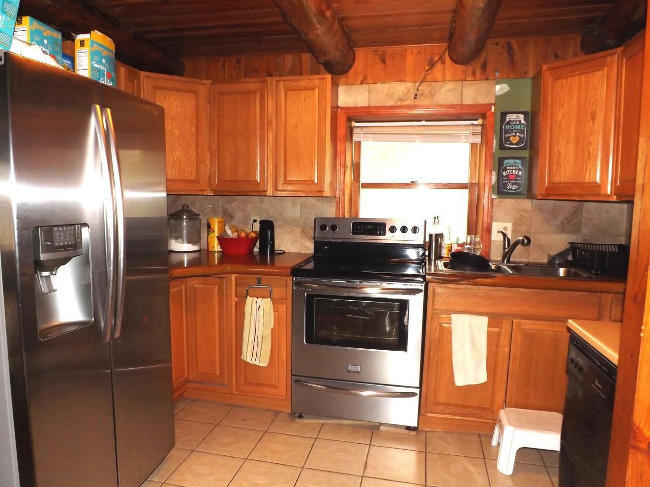 399 Garrett Road Monterey, TN 38574 - Photo 3 of 31 Gallery Image 3