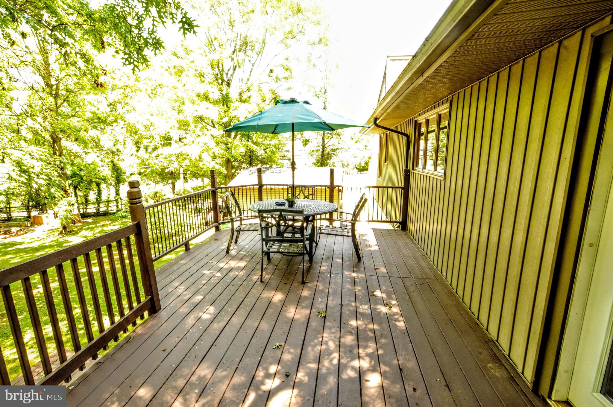 109 Tall Pines Road Newark, DE 19713 - Photo 8 of 40 Upper Level Deck