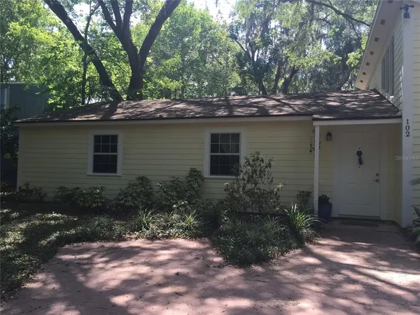 $3,150 | 102 Northwest 24 Street, Gainesville, FL 32607