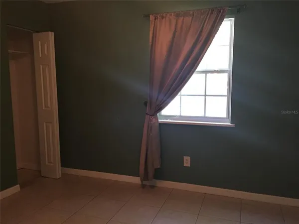 $3,150 | 102 Northwest 24 Street, Gainesville, FL 32607