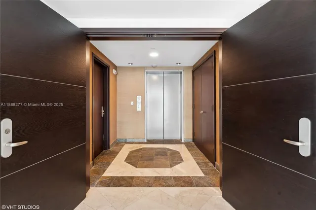 $1,345,000 | 1331 Brickell Bay Drive, Unit 2802, Miami, FL 33131