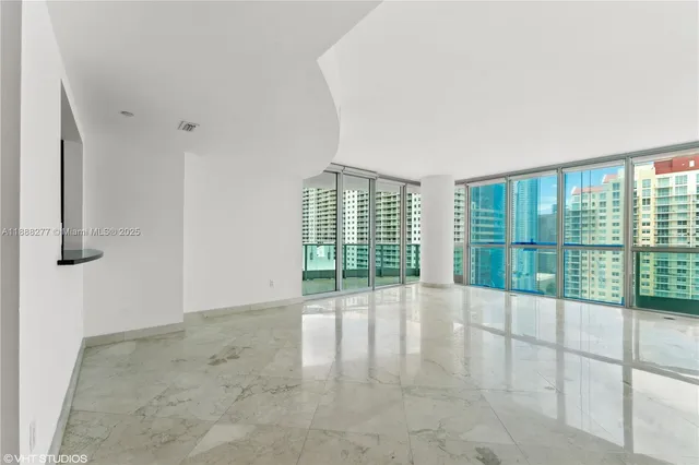 $1,345,000 | 1331 Brickell Bay Drive, Unit 2802, Miami, FL 33131