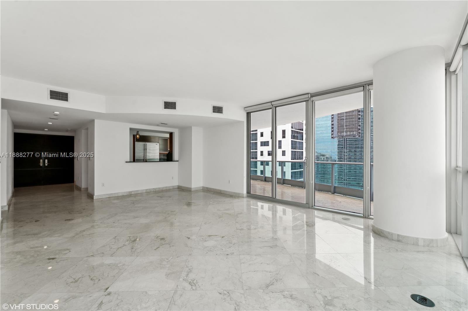 1331 Brickell Bay Drive, Unit 2802 Miami, FL 33131 - Photo 22 of 35