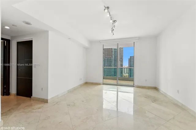 $1,345,000 | 1331 Brickell Bay Drive, Unit 2802, Miami, FL 33131