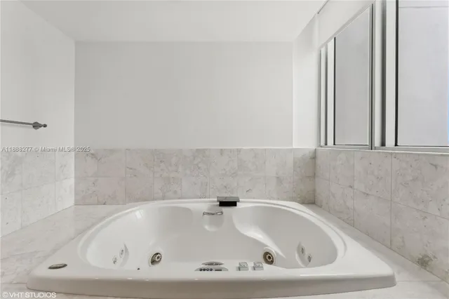 $1,345,000 | 1331 Brickell Bay Drive, Unit 2802, Miami, FL 33131