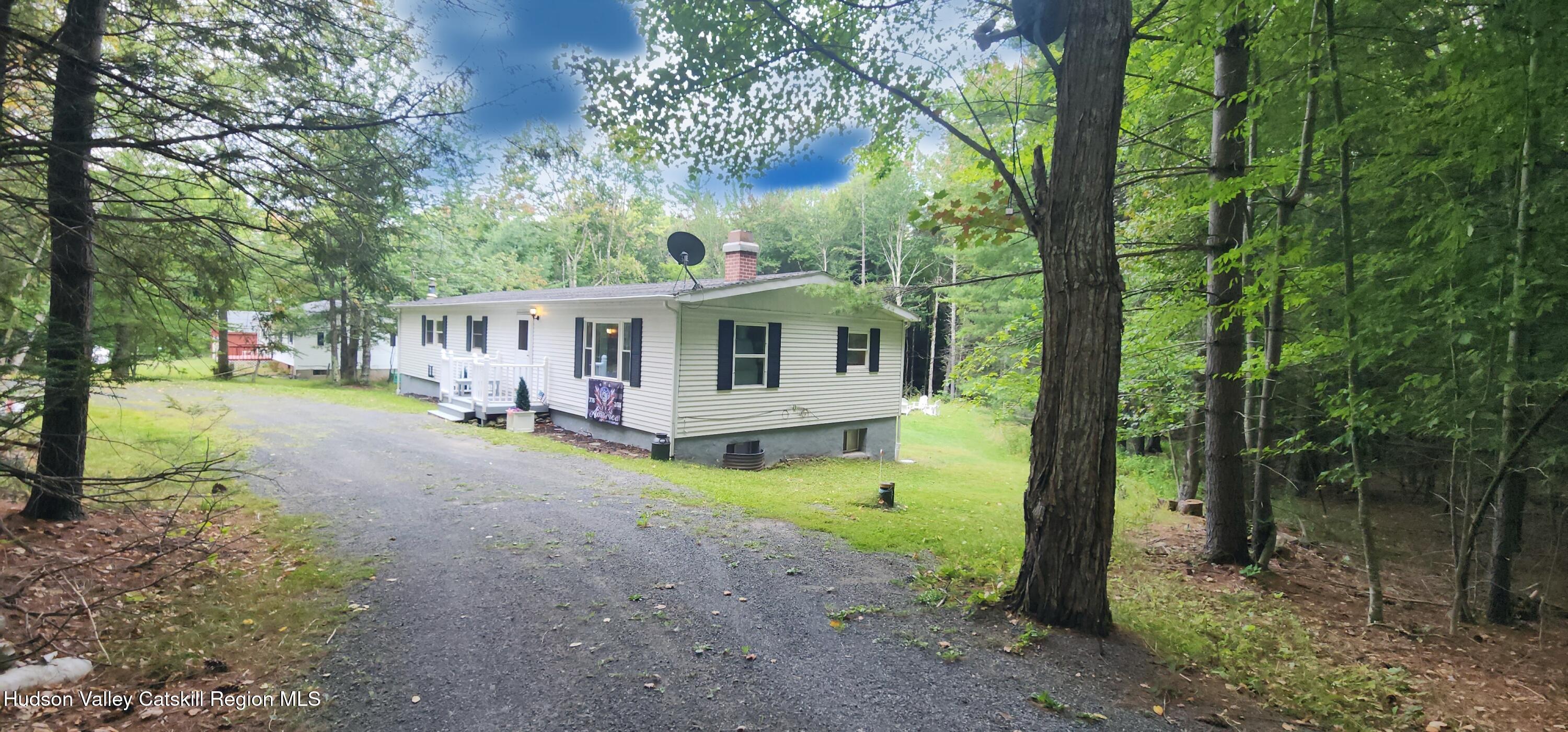 321 Begley Road Windham, NY 12496 - Photo 2 of 22 01M23QY2Y2Q75JQJHRHJCWKNBK