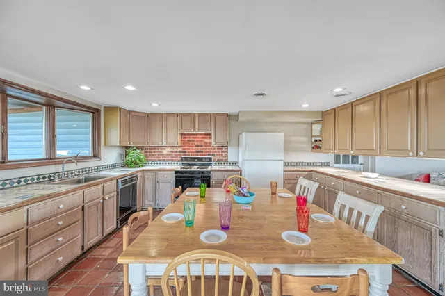 $3,500,000 | 11200 Emery Lane, Bumpass, VA 23024