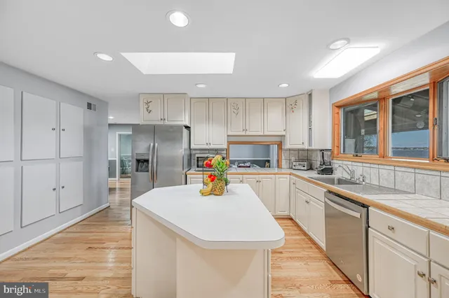 $3,500,000 | 11200 Emery Lane, Bumpass, VA 23024