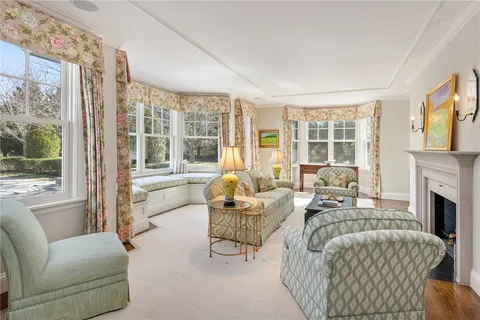 $16,500 | 271 Carnegie Harbor Drive, Portsmouth, RI 02871